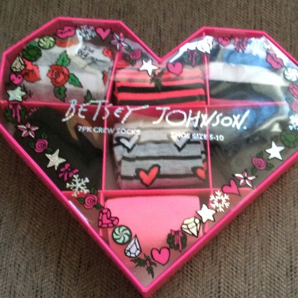 Betsey Johnson Crew Sock 7 Pairs NWT - Picture 3 of 3
